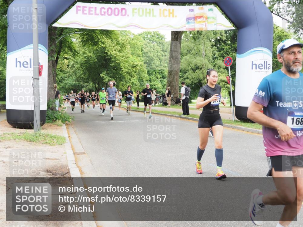 29.06.2025 - hella hamburg halbmarathon MichiJ http://msf.ph/oto/8339157 29.06.2025 10:39:36 Zwischen KM18-KM19 1683, 2364, 4121, 4814, 4839, 5032, 5482, 6657, 7178, 7724, 7732, 8172, 8710, 12413, 13792, 14300, 15144, 15831, 17710, 18019, 18249, 18820 meine-sportfotos.de