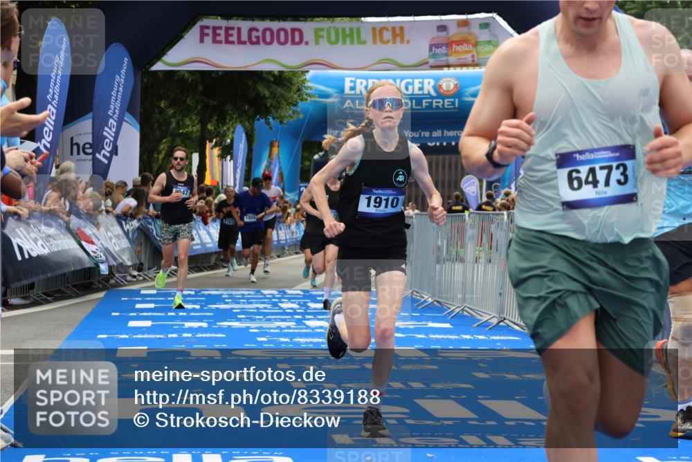29.06.2025 - hella hamburg halbmarathon Strokosch-Dieckow http://msf.ph/oto/8339188 29.06.2025 10:33:09 Ziel 1910, 6473, 7723, 9047, 14167, 14276, 17175, 17802, 18455 meine-sportfotos.de