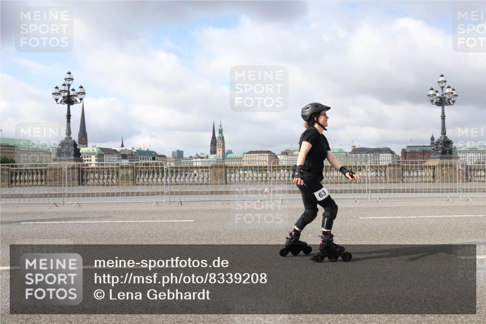 29.06.2025 - hella hamburg halbmarathon Lena Gebhardt http://msf.ph/oto/8339208 29.06.2025 09:09:05 Lombardsbrücke 63 meine-sportfotos.de
