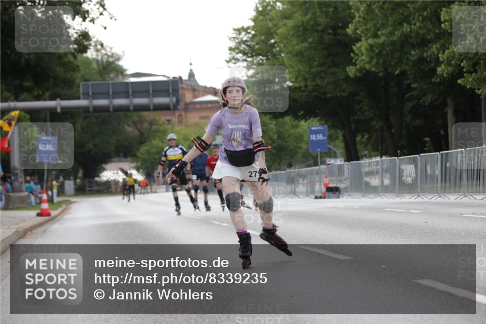 29.06.2025 - hella hamburg halbmarathon Jannik Wohlers http://msf.ph/oto/8339235 29.06.2025 09:02:02 Lombardsbrücke  meine-sportfotos.de