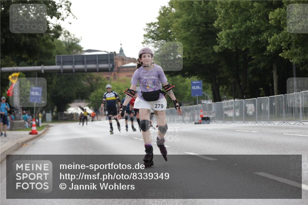 29.06.2025 - hella hamburg halbmarathon Jannik Wohlers http://msf.ph/oto/8339349 29.06.2025 09:02:02 Lombardsbrücke  meine-sportfotos.de