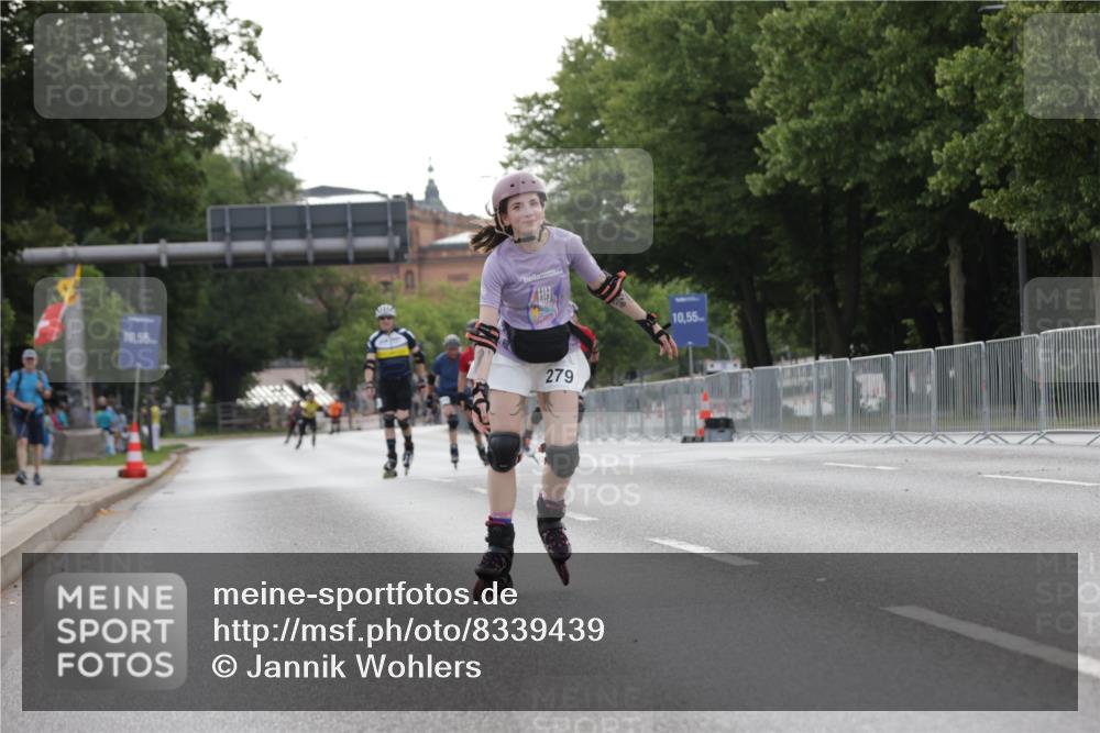 29.06.2025 - hella hamburg halbmarathon Jannik Wohlers http://msf.ph/oto/8339439 29.06.2025 09:02:02 Lombardsbrücke  meine-sportfotos.de