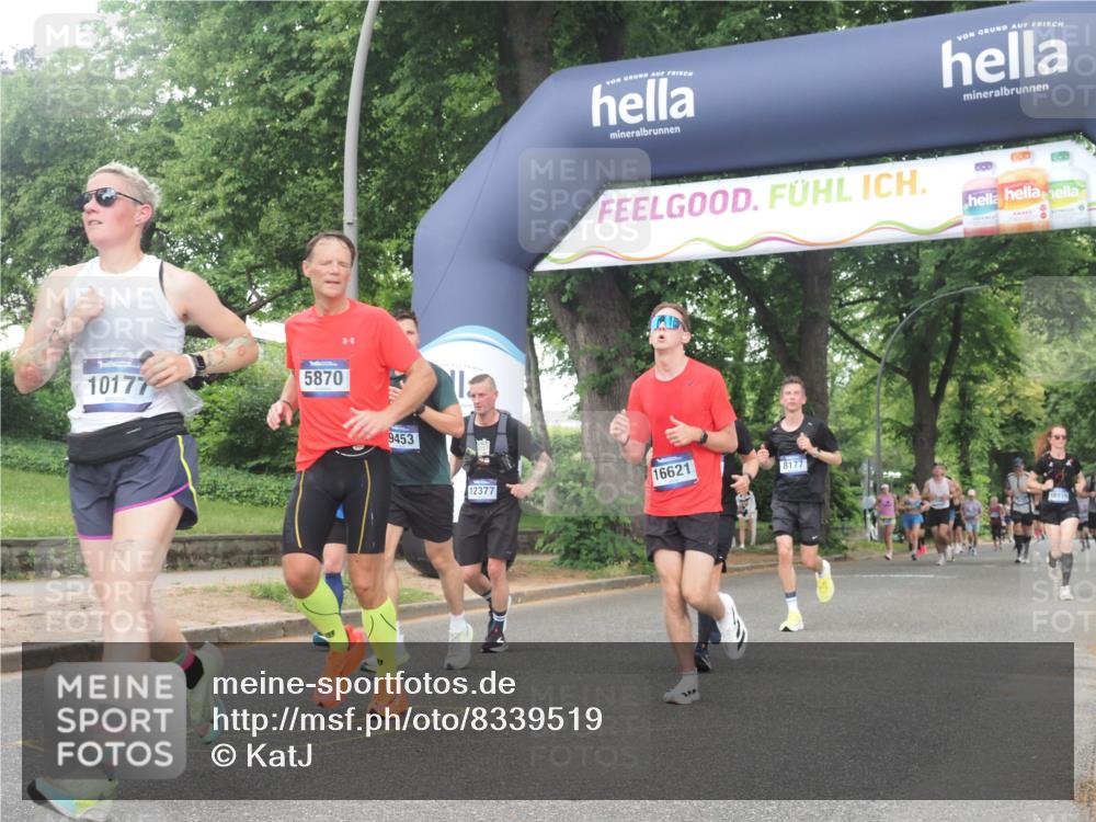 29.06.2025 - hella hamburg halbmarathon KatJ http://msf.ph/oto/8339519 29.06.2025 10:48:18 Zwischen KM18-KM19 2911, 5613, 5870, 7306, 8177, 8590 meine-sportfotos.de