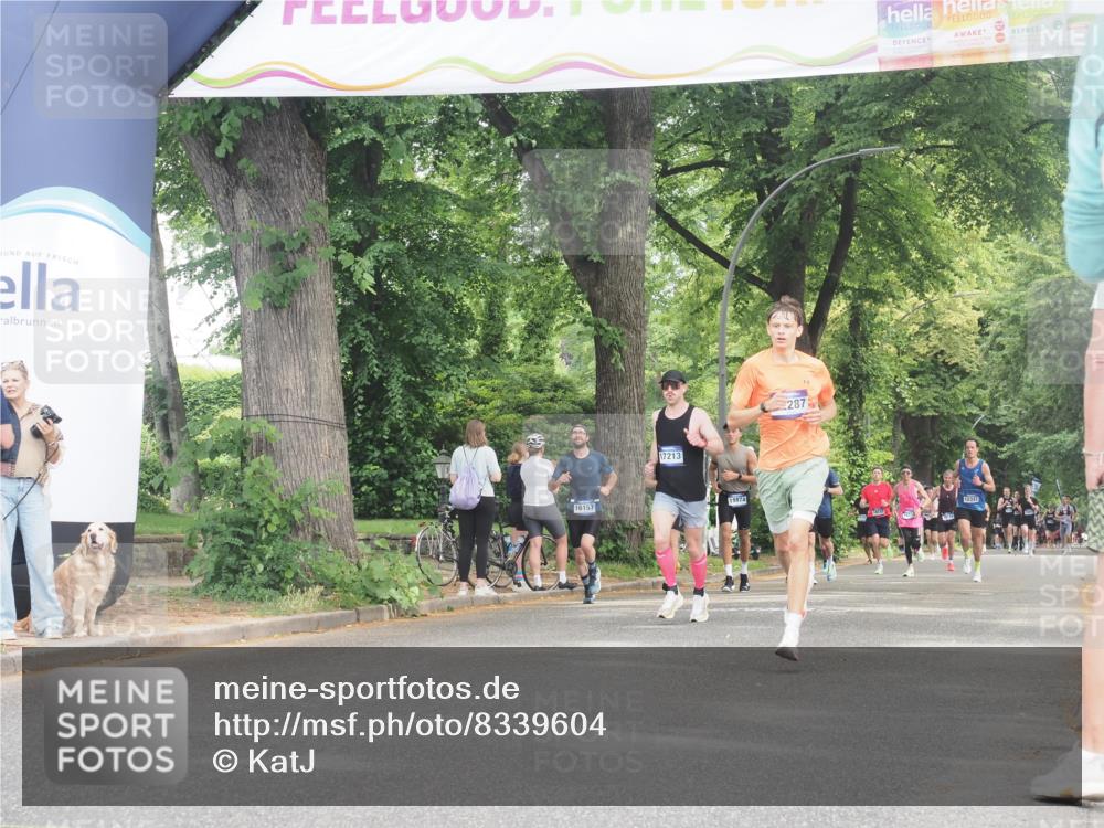 29.06.2025 - hella hamburg halbmarathon KatJ http://msf.ph/oto/8339604 29.06.2025 10:18:57 Zwischen KM18-KM19  meine-sportfotos.de