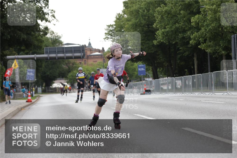 29.06.2025 - hella hamburg halbmarathon Jannik Wohlers http://msf.ph/oto/8339661 29.06.2025 09:02:03 Lombardsbrücke  meine-sportfotos.de