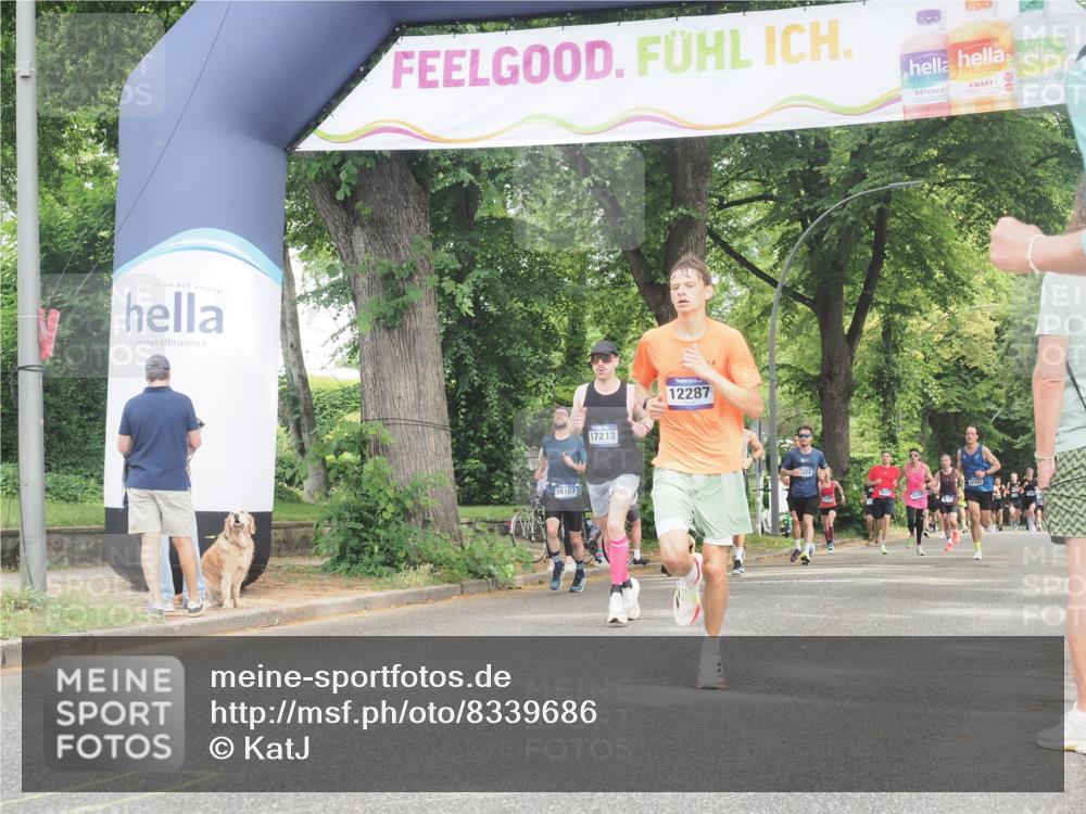 29.06.2025 - hella hamburg halbmarathon KatJ http://msf.ph/oto/8339686 29.06.2025 10:18:58 Zwischen KM18-KM19  meine-sportfotos.de