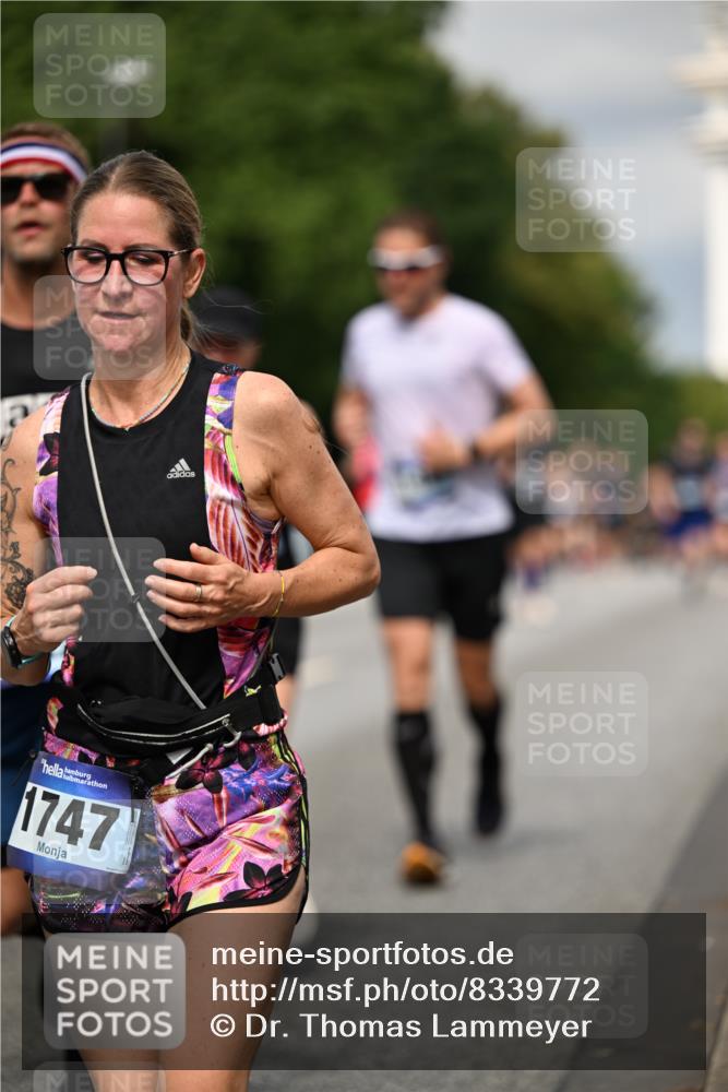 29.06.2025 - hella hamburg halbmarathon Dr. Thomas Lammeyer http://msf.ph/oto/8339772 29.06.2025 10:17:58 Kennedybrücke 1406, 1747, 2891, 4001, 4032, 4795, 4962, 5631, 5719, 6089, 7462, 7802, 7913, 8001, 8673, 9141, 9631, 9845, 9886, 10442, 10443, 11355 meine-sportfotos.de