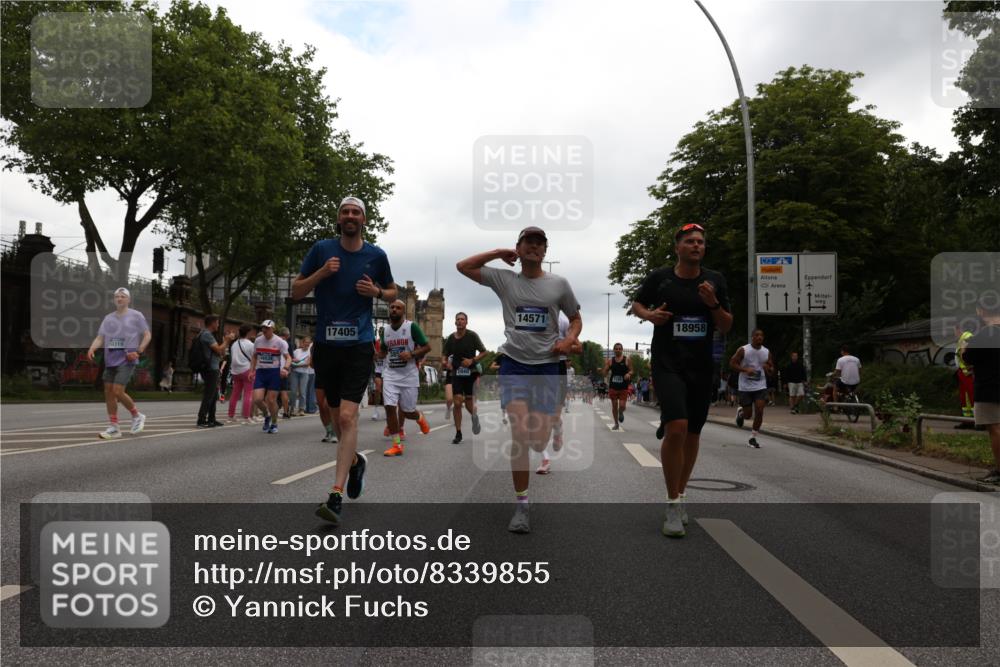 29.06.2025 - hella hamburg halbmarathon Yannick Fuchs http://msf.ph/oto/8339855 29.06.2025 10:52:06 20KM 1595, 1611, 1833, 2488, 2656, 2840, 2907, 3251, 3859, 4319, 4426, 4467, 4502, 4632, 4708, 4833, 5277, 5341, 5926, 6104, 6138, 6147, 6592, 6595, 7082, 7138, 7189, 8322, 8585, 9230, 9316, 9485, 10788, 11394, 11645, 12378, 12585, 12879, 13816, 13880, 14266, 14571, 15217, 15434, 15527, 16531, 17405, 17415, 17827, 18068, 18180, 18492, 18501, 18587, 18762, 18891 meine-sportfotos.de