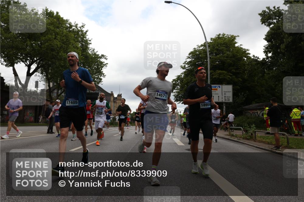 29.06.2025 - hella hamburg halbmarathon Yannick Fuchs http://msf.ph/oto/8339909 29.06.2025 10:52:06 20KM 1595, 1611, 1833, 2488, 2656, 2840, 2907, 3251, 3859, 4319, 4426, 4467, 4502, 4632, 4708, 4833, 5277, 5341, 5926, 6104, 6138, 6147, 6592, 6595, 7082, 7138, 7189, 8322, 8585, 9230, 9316, 9485, 10788, 11394, 11645, 12378, 12585, 12879, 13816, 13880, 14266, 14571, 15217, 15434, 15527, 16531, 17405, 17415, 17827, 18068, 18180, 18492, 18501, 18587, 18762, 18891 meine-sportfotos.de