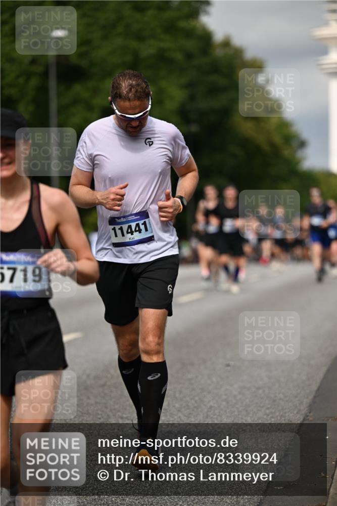 29.06.2025 - hella hamburg halbmarathon Dr. Thomas Lammeyer http://msf.ph/oto/8339924 29.06.2025 10:17:59 Kennedybrücke 1406, 1747, 2891, 3939, 4032, 4795, 4962, 5631, 5719, 6089, 7462, 7802, 7913, 8001, 8673, 9141, 9631, 9845, 9886, 10442, 10443, 11355 meine-sportfotos.de