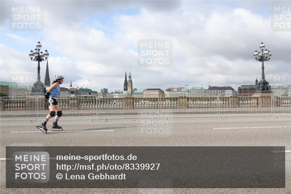 29.06.2025 - hella hamburg halbmarathon Lena Gebhardt http://msf.ph/oto/8339927 29.06.2025 09:09:05 Lombardsbrücke 361 meine-sportfotos.de