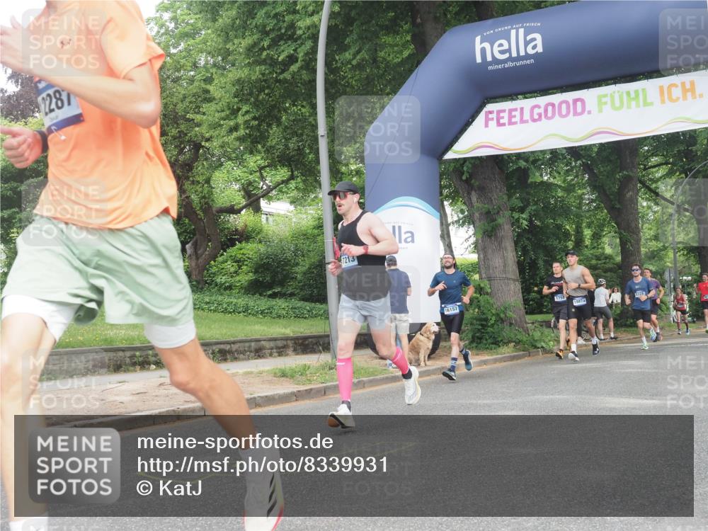29.06.2025 - hella hamburg halbmarathon KatJ http://msf.ph/oto/8339931 29.06.2025 10:19:00 Zwischen KM18-KM19  meine-sportfotos.de