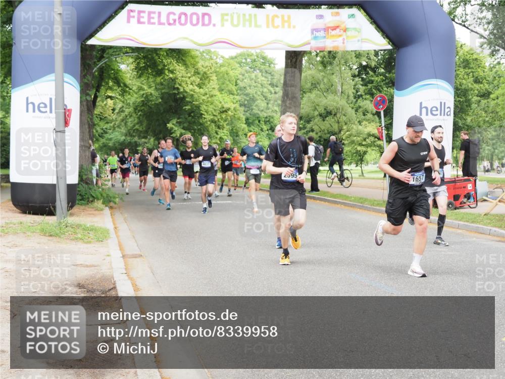 29.06.2025 - hella hamburg halbmarathon MichiJ http://msf.ph/oto/8339958 29.06.2025 10:39:50 Zwischen KM18-KM19 1257, 1657, 2814, 5008, 5020, 5093, 6198, 7383, 7475, 14198, 14286, 15427 meine-sportfotos.de