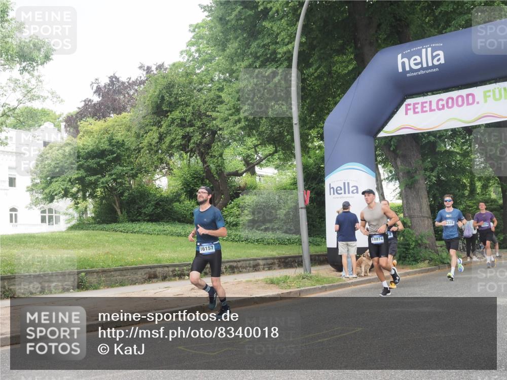 29.06.2025 - hella hamburg halbmarathon KatJ http://msf.ph/oto/8340018 29.06.2025 10:19:02 Zwischen KM18-KM19 1758, 5328 meine-sportfotos.de