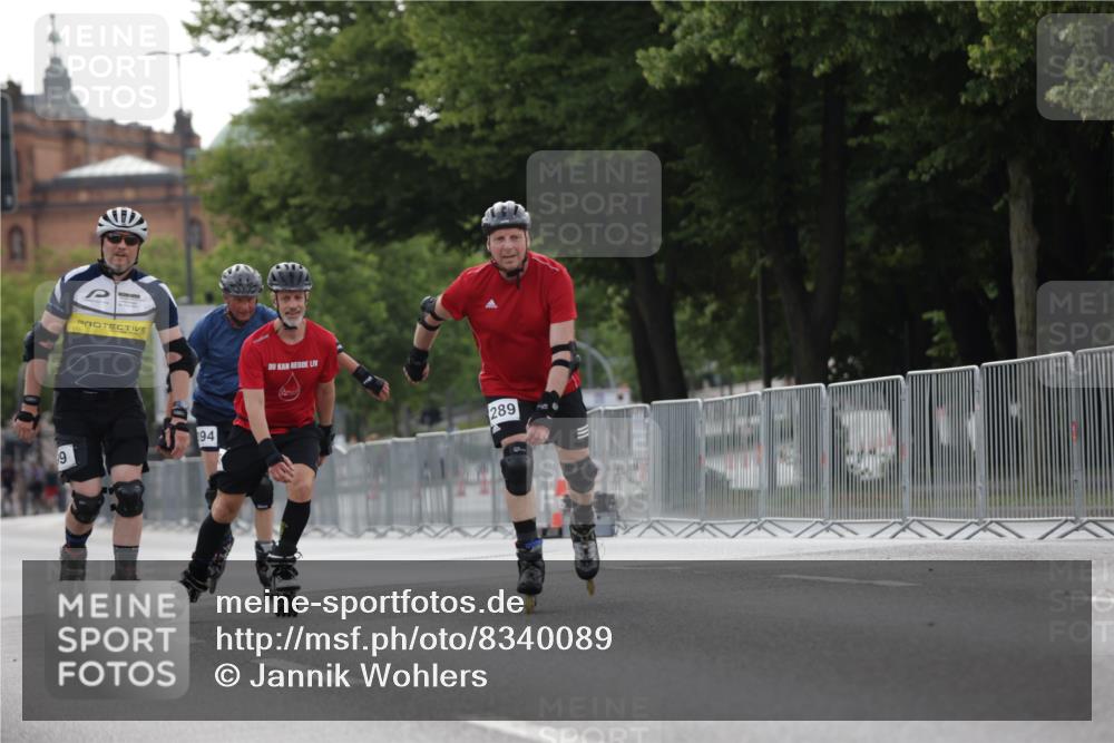 29.06.2025 - hella hamburg halbmarathon Jannik Wohlers http://msf.ph/oto/8340089 29.06.2025 09:02:05 Lombardsbrücke  meine-sportfotos.de