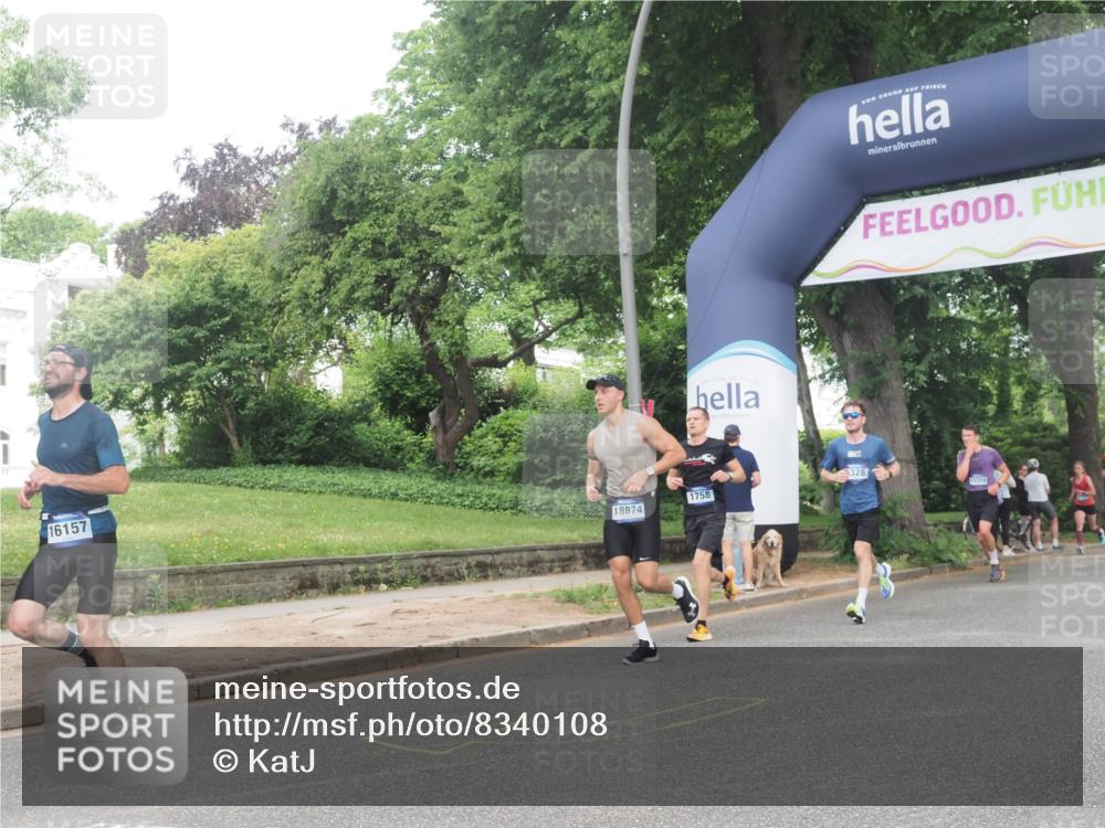 29.06.2025 - hella hamburg halbmarathon KatJ http://msf.ph/oto/8340108 29.06.2025 10:19:02 Zwischen KM18-KM19 1758, 5328 meine-sportfotos.de
