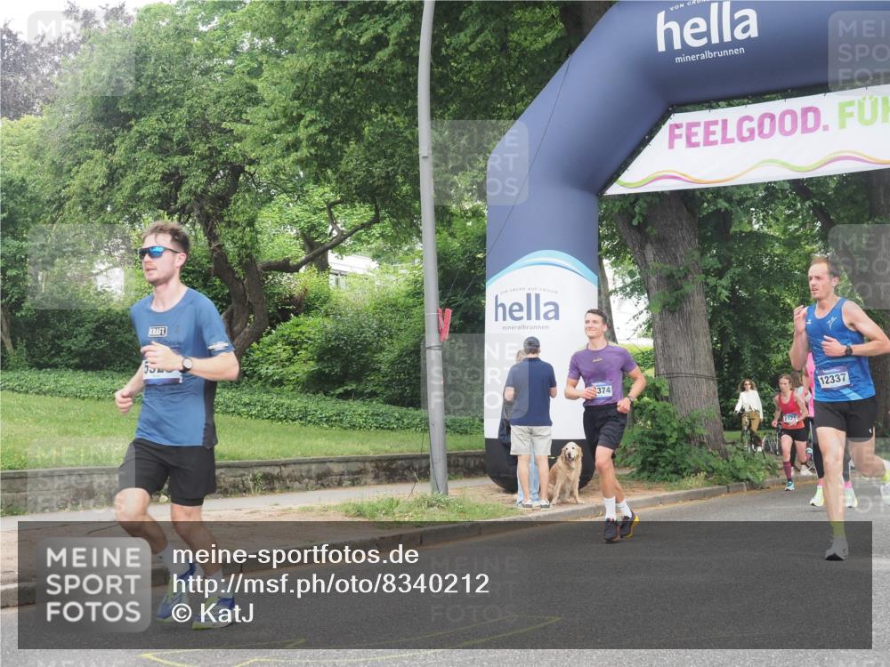 29.06.2025 - hella hamburg halbmarathon KatJ http://msf.ph/oto/8340212 29.06.2025 10:19:04 Zwischen KM18-KM19 1758, 5328 meine-sportfotos.de