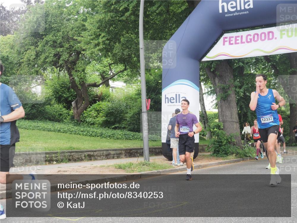 29.06.2025 - hella hamburg halbmarathon KatJ http://msf.ph/oto/8340253 29.06.2025 10:19:04 Zwischen KM18-KM19 1758, 5328 meine-sportfotos.de