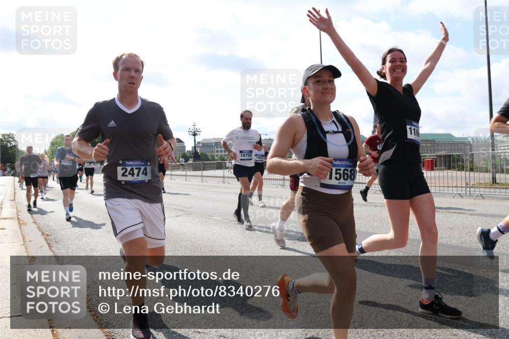 29.06.2025 - hella hamburg halbmarathon Lena Gebhardt http://msf.ph/oto/8340276 29.06.2025 10:00:40 Lombardsbrücke 10746, 2474, 18701, 1583, 1568, 116, 1019, 1180, 1526, 1544, 1568, 1583, 1611, 1681, 2027, 2086, 2236, 2346, 2426, 2474, 2606, 2652, 2730, 2982, 3042, 3059, 3141, 3177, 3319, 3400, 3794, 3861, 3898, 3983, 4419, 4579, 4594, 4616, 4767, 4813, 4940, 4945, 5033, 5418, 5643, 5728, 5870, 6082, 6084, 6104, 6138, 6220, 6260, 6443, 6470, 6714, 6757, 7757, 7759, 7761, 8255, 8326, 8478, 8632, 8923, 9124, 9553, 9555, 9577, 10074, 10271, 10599 meine-sportfotos.de