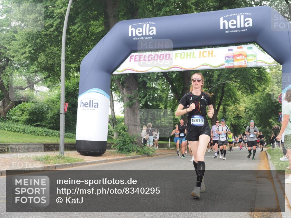 29.06.2025 - hella hamburg halbmarathon KatJ http://msf.ph/oto/8340295 29.06.2025 10:48:22 Zwischen KM18-KM19 1128, 2911, 5613, 5870, 7306, 8177 meine-sportfotos.de