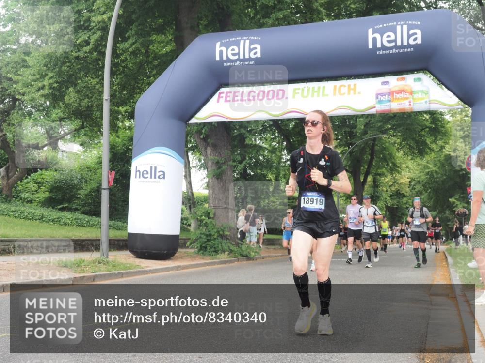 29.06.2025 - hella hamburg halbmarathon KatJ http://msf.ph/oto/8340340 29.06.2025 10:48:22 Zwischen KM18-KM19 1128, 2911, 5613, 5870, 7306, 8177 meine-sportfotos.de