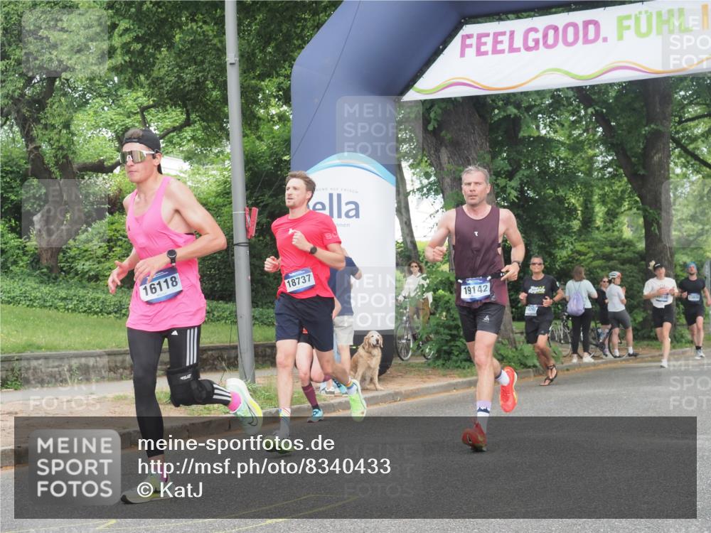 29.06.2025 - hella hamburg halbmarathon KatJ http://msf.ph/oto/8340433 29.06.2025 10:19:06 Zwischen KM18-KM19 1758, 2021, 5328 meine-sportfotos.de