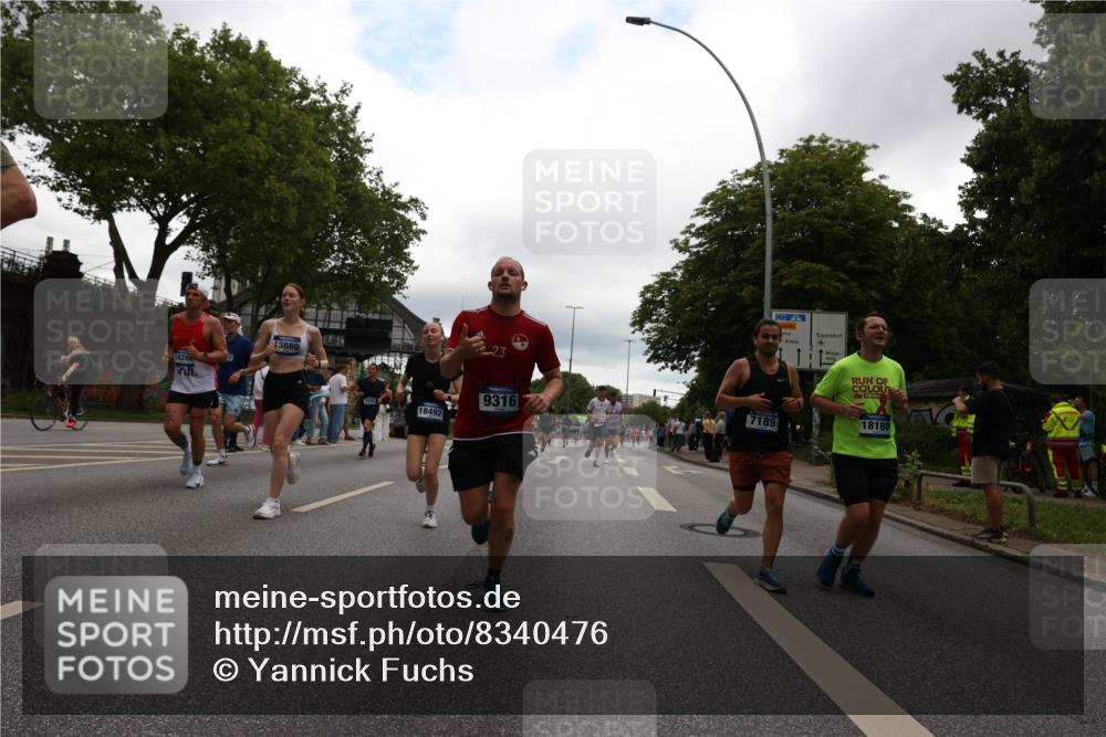 29.06.2025 - hella hamburg halbmarathon Yannick Fuchs http://msf.ph/oto/8340476 29.06.2025 10:52:09 20KM 1319, 1595, 1833, 2488, 2656, 2840, 2907, 3251, 3859, 4319, 4502, 4632, 4708, 4833, 5277, 5341, 5926, 6104, 6138, 6147, 6592, 6595, 7082, 7138, 7189, 7856, 8322, 8585, 9230, 9316, 9485, 10020, 10319, 10788, 11394, 11645, 11846, 12378, 12495, 12585, 12879, 13287, 13512, 13694, 13816, 13880, 14266, 14571, 15197, 15434, 15527, 16189, 16531, 17405, 17415, 17827, 18068, 18180, 18492, 18501, 18587, 18891 meine-sportfotos.de
