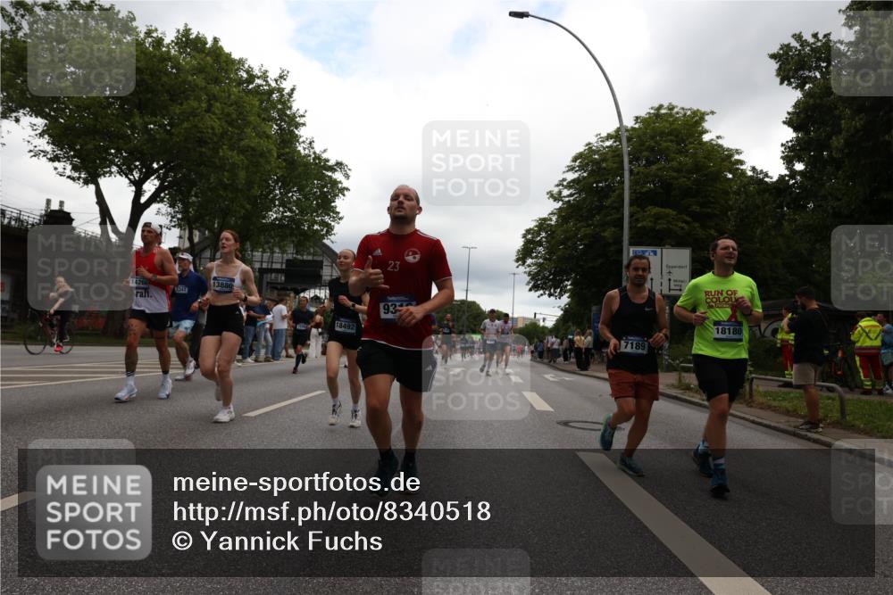 29.06.2025 - hella hamburg halbmarathon Yannick Fuchs http://msf.ph/oto/8340518 29.06.2025 10:52:09 20KM 1319, 1595, 1833, 2488, 2656, 2840, 2907, 3251, 3859, 4319, 4502, 4632, 4708, 4833, 5277, 5341, 5926, 6104, 6138, 6147, 6592, 6595, 7082, 7138, 7189, 7856, 8322, 8585, 9230, 9316, 9485, 10020, 10319, 10788, 11394, 11645, 11846, 12378, 12495, 12585, 12879, 13287, 13512, 13694, 13816, 13880, 14266, 14571, 15197, 15434, 15527, 16189, 16531, 17405, 17415, 17827, 18068, 18180, 18492, 18501, 18587, 18891 meine-sportfotos.de