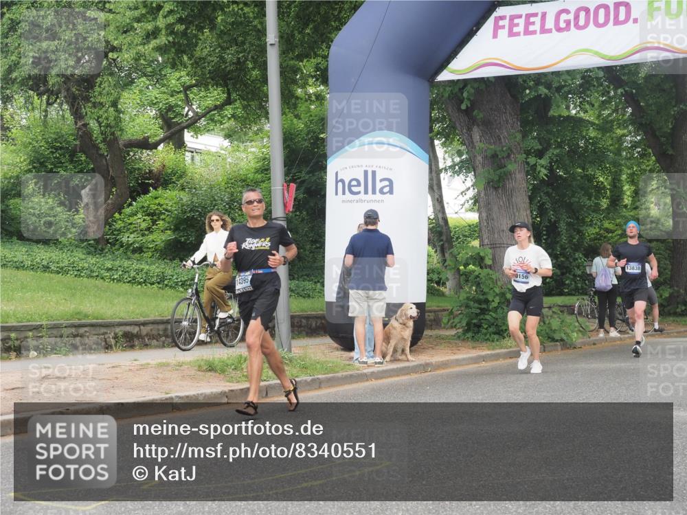 29.06.2025 - hella hamburg halbmarathon KatJ http://msf.ph/oto/8340551 29.06.2025 10:19:08 Zwischen KM18-KM19 1758, 2021, 5328 meine-sportfotos.de