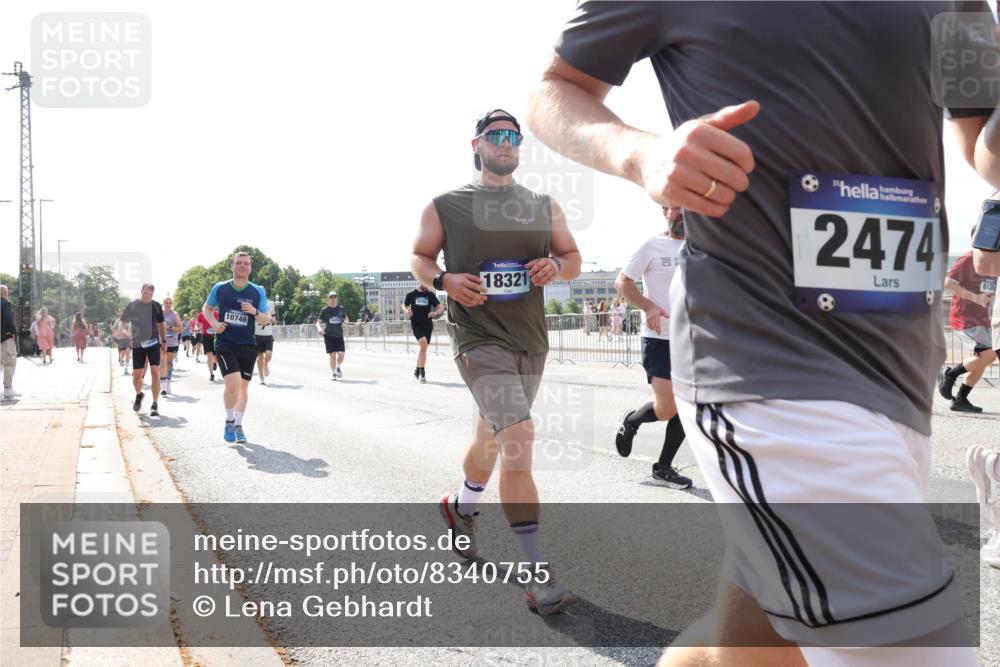 29.06.2025 - hella hamburg halbmarathon Lena Gebhardt http://msf.ph/oto/8340755 29.06.2025 10:00:41 Lombardsbrücke 10746, 247, 2474, 18321, 6138, 1019, 1180, 1526, 1544, 1568, 1583, 1611, 1681, 2027, 2086, 2236, 2346, 2426, 2474, 2606, 2652, 2730, 2982, 3042, 3059, 3141, 3177, 3319, 3400, 3740, 3794, 3861, 3983, 4419, 4579, 4594, 4616, 4708, 4767, 4813, 4940, 4945, 5033, 5418, 5643, 5728, 5870, 6082, 6084, 6104, 6138, 6147, 6220, 6260, 6443, 6470, 6714, 6757, 7757, 7759, 7761, 8255, 8326, 8478, 8632, 8923, 9124, 9553, 9555, 9577, 10074, 10271, 10599 meine-sportfotos.de