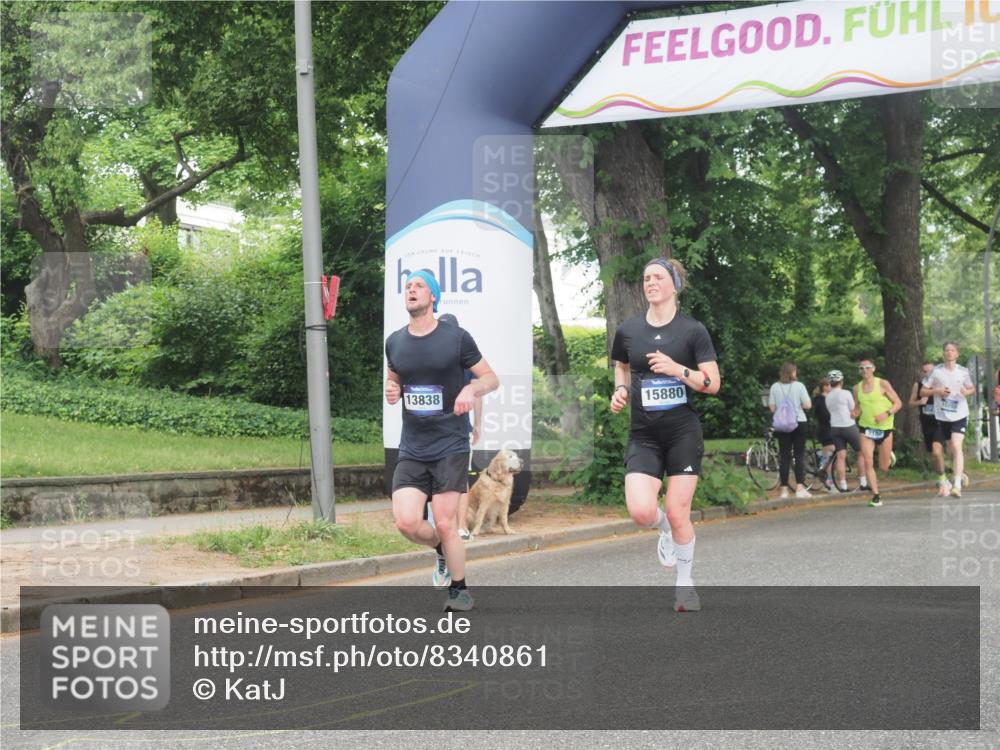 29.06.2025 - hella hamburg halbmarathon KatJ http://msf.ph/oto/8340861 29.06.2025 10:19:10 Zwischen KM18-KM19 2021, 2180, 5328 meine-sportfotos.de