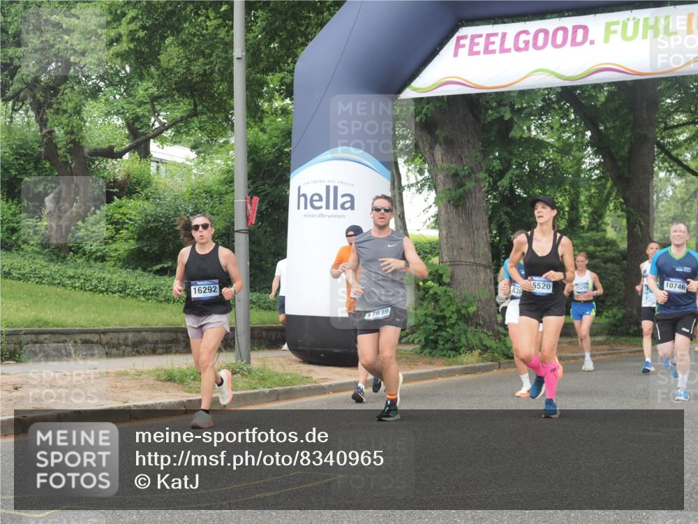 29.06.2025 - hella hamburg halbmarathon KatJ http://msf.ph/oto/8340965 29.06.2025 10:48:32 Zwischen KM18-KM19 2447, 6391, 6414, 6415, 8068, 8364 meine-sportfotos.de