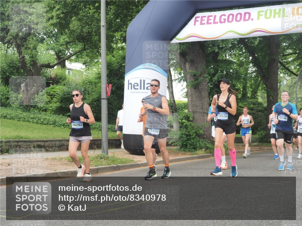 29.06.2025 - hella hamburg halbmarathon KatJ http://msf.ph/oto/8340978 29.06.2025 10:48:33 Zwischen KM18-KM19 1135, 2447, 6391, 6414, 6415, 8068, 8364 meine-sportfotos.de