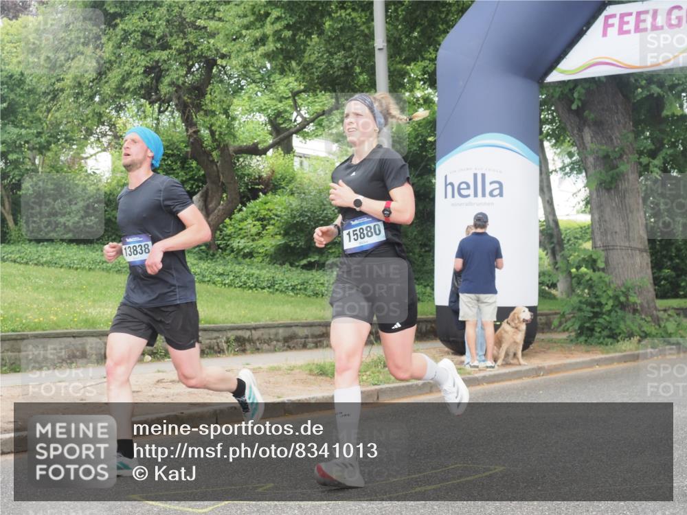 29.06.2025 - hella hamburg halbmarathon KatJ http://msf.ph/oto/8341013 29.06.2025 10:19:11 Zwischen KM18-KM19 2021, 2180 meine-sportfotos.de