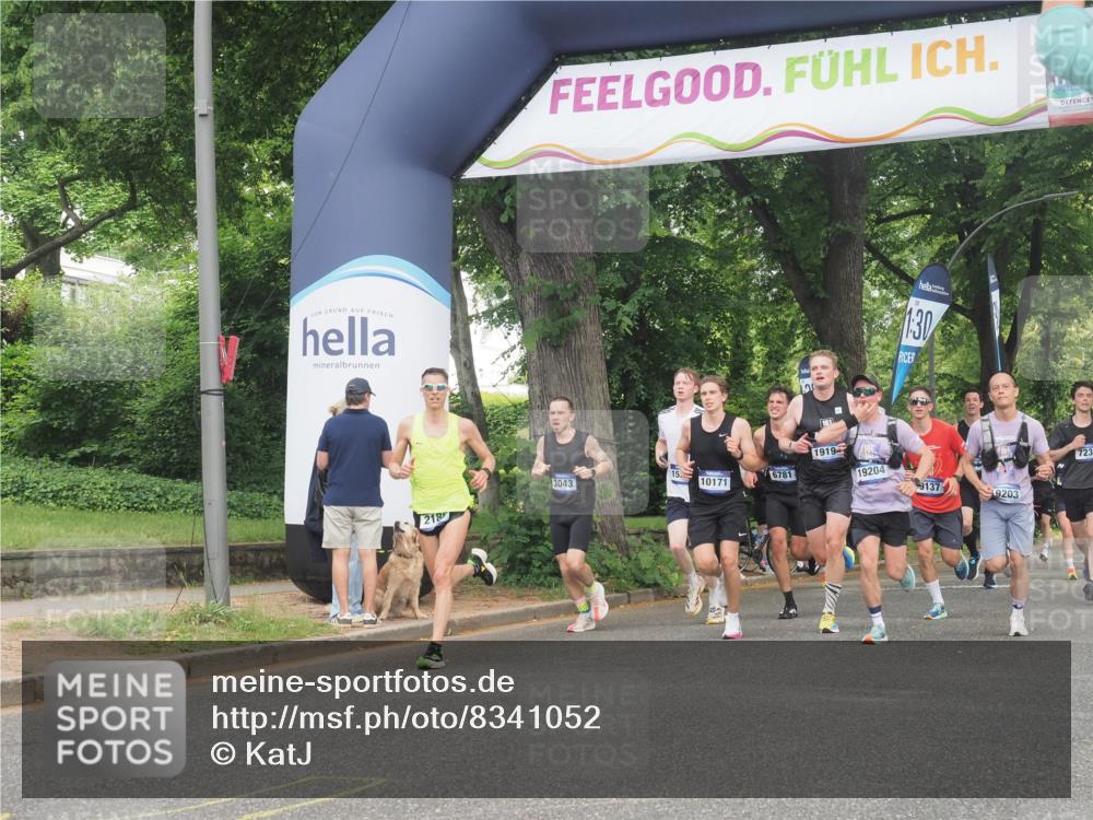 29.06.2025 - hella hamburg halbmarathon KatJ http://msf.ph/oto/8341052 29.06.2025 10:19:13 Zwischen KM18-KM19 2021, 2180, 6781 meine-sportfotos.de