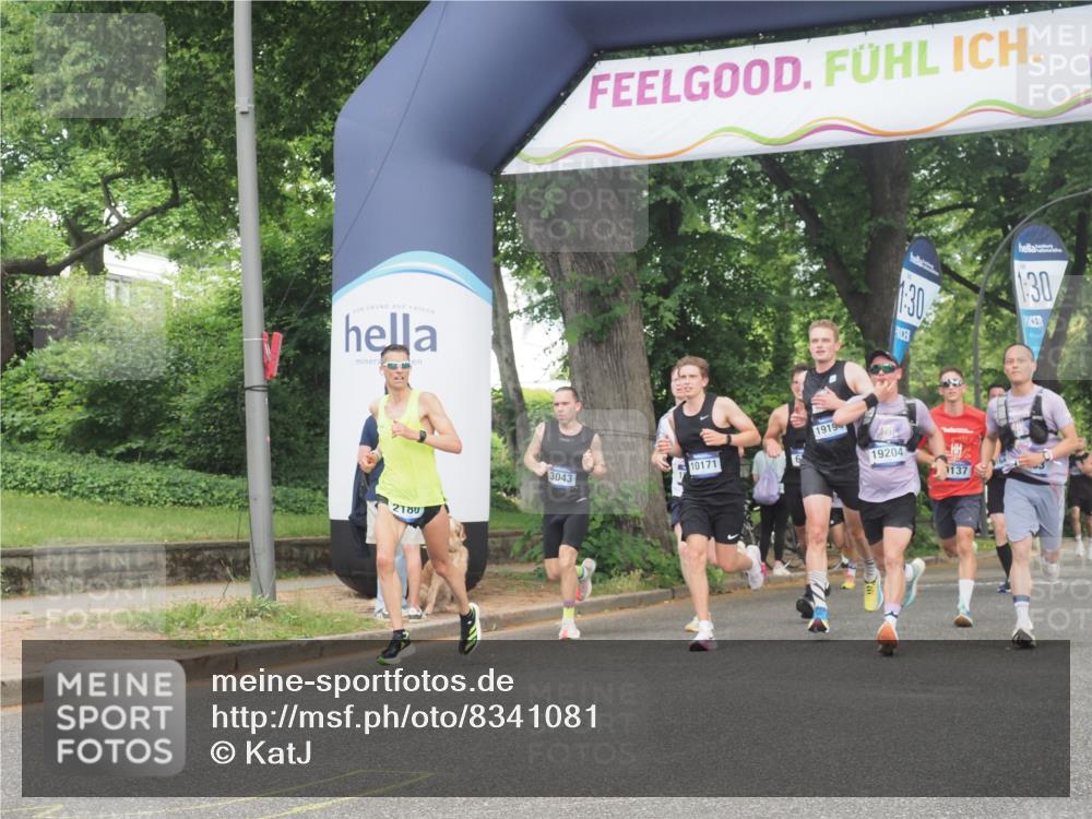 29.06.2025 - hella hamburg halbmarathon KatJ http://msf.ph/oto/8341081 29.06.2025 10:19:13 Zwischen KM18-KM19 2021, 2180, 6781 meine-sportfotos.de