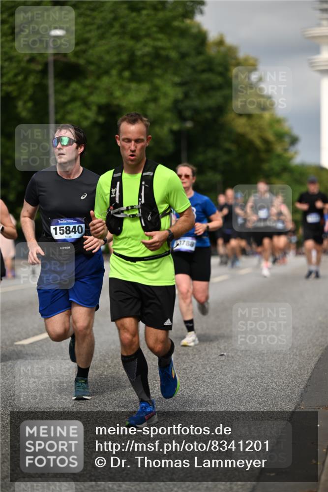 29.06.2025 - hella hamburg halbmarathon Dr. Thomas Lammeyer http://msf.ph/oto/8341201 29.06.2025 10:18:08 Kennedybrücke 1406, 1747, 2990, 3154, 3728, 3756, 3939, 4962, 5546, 5670, 5719, 6028, 6083, 6089, 7209, 7802, 7840, 7991, 8001, 8147, 8409, 9141, 9845, 11355 meine-sportfotos.de