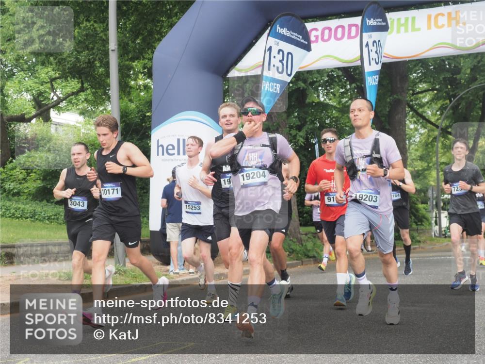 29.06.2025 - hella hamburg halbmarathon KatJ http://msf.ph/oto/8341253 29.06.2025 10:19:14 Zwischen KM18-KM19 2180, 3043, 6781, 7231 meine-sportfotos.de