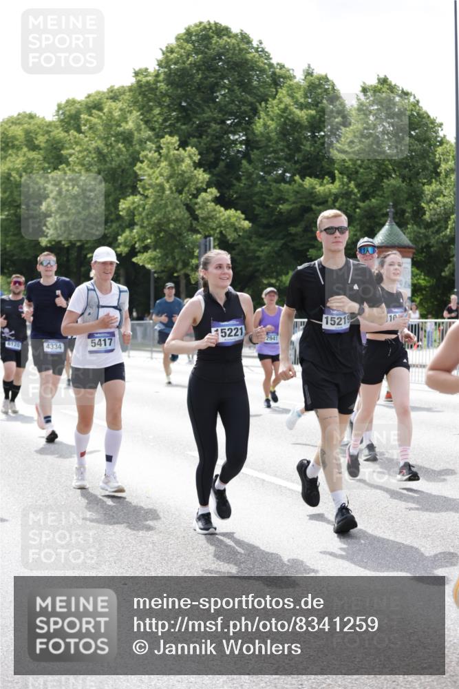 29.06.2025 - hella hamburg halbmarathon Jannik Wohlers http://msf.ph/oto/8341259 29.06.2025 10:42:14 Lombardsbrücke 1656, 1994, 2069, 2134, 2401, 2538, 2580, 2940, 2941, 3874, 4092, 4334, 4778, 5403, 5417, 6120, 6764, 7040, 7513, 8525, 8526, 8529, 8816, 9980, 10454, 10697, 10872, 10899, 12441, 12684, 13241, 13776, 14042, 14084, 14126, 14170, 14426, 14468, 14556, 14636, 14769, 15004, 15168, 15190, 15219, 15221, 15820, 15977, 16215, 16612, 16892 meine-sportfotos.de
