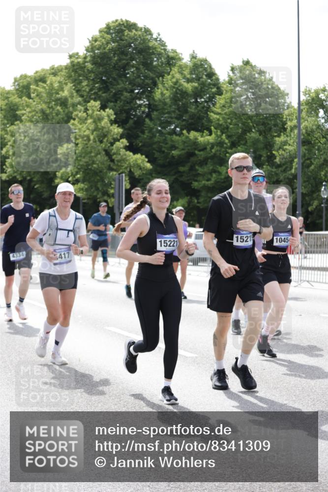 29.06.2025 - hella hamburg halbmarathon Jannik Wohlers http://msf.ph/oto/8341309 29.06.2025 10:42:14 Lombardsbrücke 1656, 1994, 2069, 2134, 2401, 2538, 2580, 2940, 2941, 3874, 4092, 4334, 4778, 5403, 5417, 6120, 6764, 7040, 7513, 8525, 8526, 8529, 8816, 9980, 10454, 10697, 10872, 10899, 12441, 12684, 13241, 13776, 14042, 14084, 14126, 14170, 14426, 14468, 14556, 14636, 14769, 15004, 15168, 15190, 15219, 15221, 15820, 15977, 16215, 16612, 16892 meine-sportfotos.de