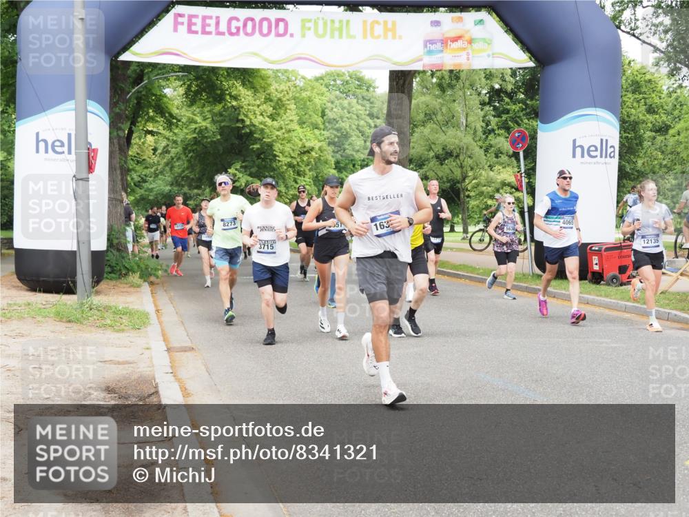 29.06.2025 - hella hamburg halbmarathon MichiJ http://msf.ph/oto/8341321 29.06.2025 10:40:07 Zwischen KM18-KM19 2444, 3208, 3209, 3715, 4065, 5638, 8390, 8587, 8651, 12135, 13211, 13289, 15681, 16320, 17198, 18331 meine-sportfotos.de