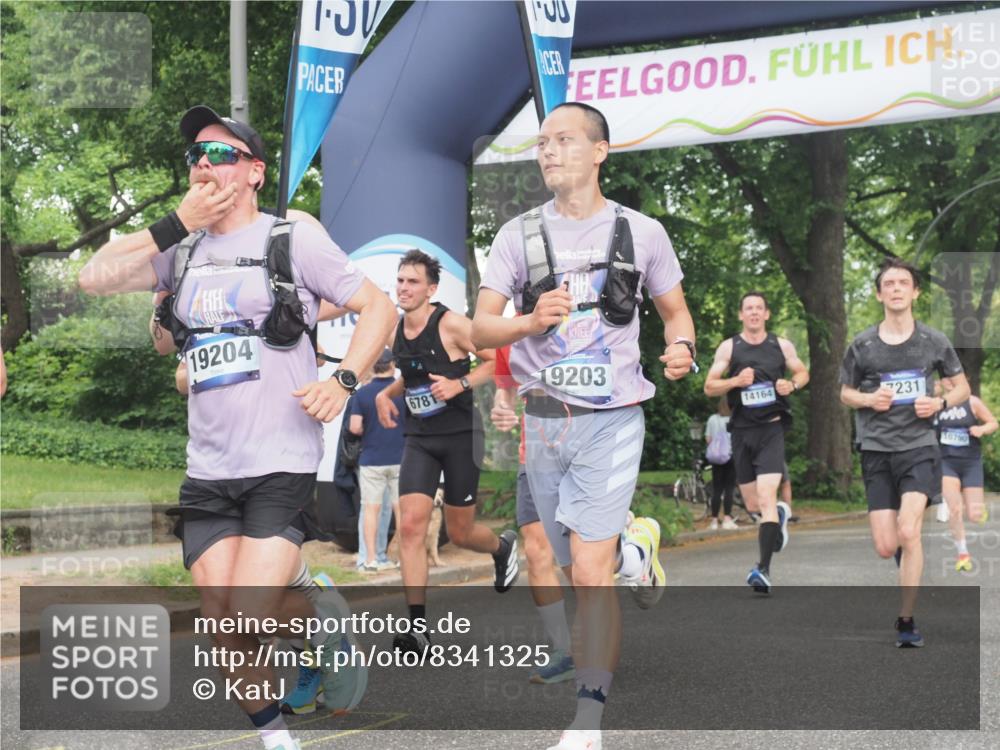 29.06.2025 - hella hamburg halbmarathon KatJ http://msf.ph/oto/8341325 29.06.2025 10:19:15 Zwischen KM18-KM19 2180, 3043, 6781, 7231 meine-sportfotos.de