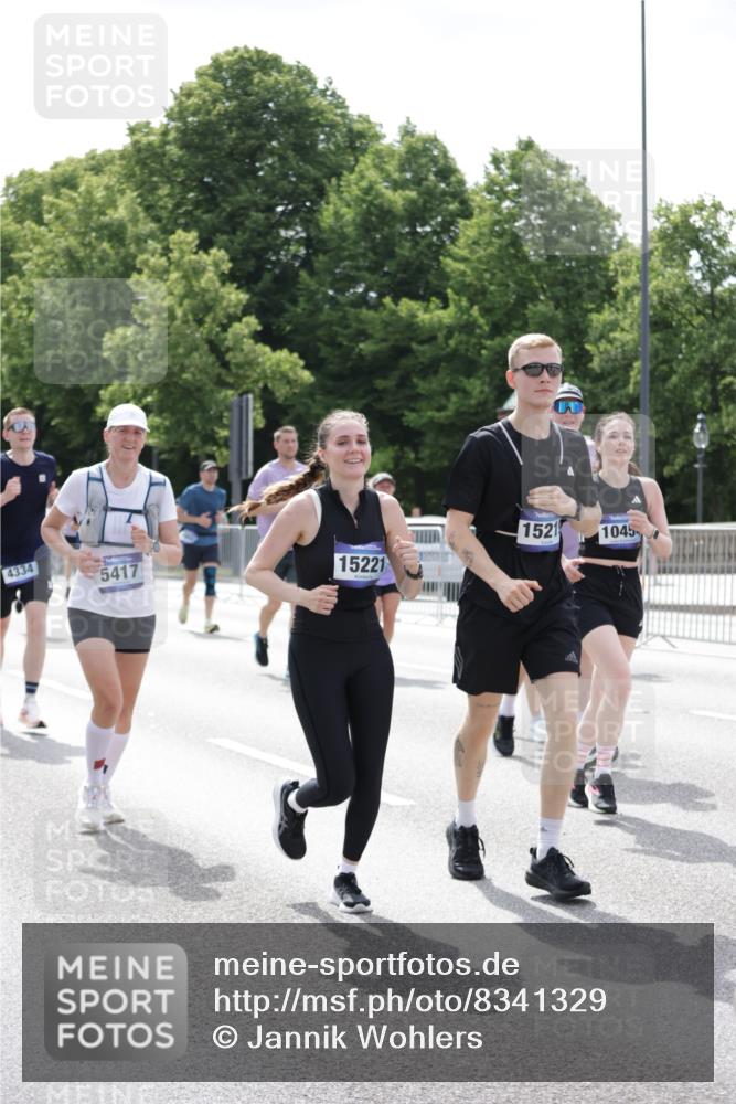 29.06.2025 - hella hamburg halbmarathon Jannik Wohlers http://msf.ph/oto/8341329 29.06.2025 10:42:14 Lombardsbrücke 1656, 1994, 2069, 2134, 2401, 2538, 2580, 2940, 2941, 3874, 4092, 4334, 4778, 5403, 5417, 6120, 6764, 7040, 7513, 8525, 8526, 8529, 8816, 9980, 10454, 10697, 10872, 10899, 12441, 12684, 13241, 13776, 14042, 14084, 14126, 14170, 14426, 14468, 14556, 14636, 14769, 15004, 15168, 15190, 15219, 15221, 15820, 15977, 16215, 16612, 16892 meine-sportfotos.de