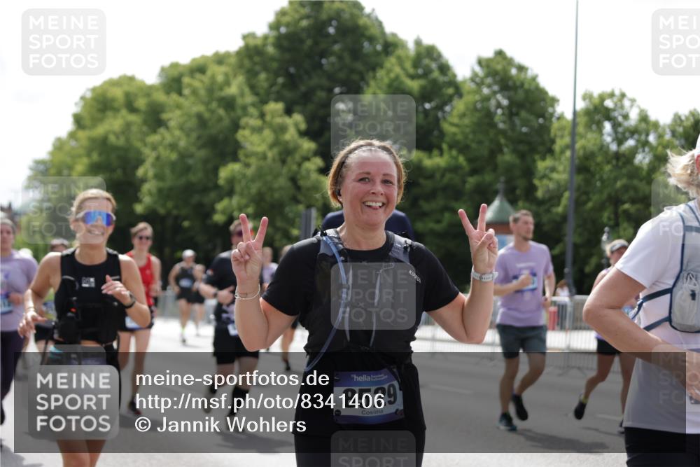 29.06.2025 - hella hamburg halbmarathon Jannik Wohlers http://msf.ph/oto/8341406 29.06.2025 10:42:16 Lombardsbrücke 1656, 1964, 1994, 2134, 2401, 2538, 2580, 2940, 2941, 3283, 3874, 4092, 4334, 4778, 5403, 5417, 6120, 6764, 7040, 7513, 8161, 8529, 8816, 10454, 10697, 11142, 12151, 12441, 13070, 13241, 13776, 14042, 14084, 14126, 14170, 14556, 14636, 14769, 15168, 15190, 15219, 15221, 15820, 15977, 16612, 16892 meine-sportfotos.de