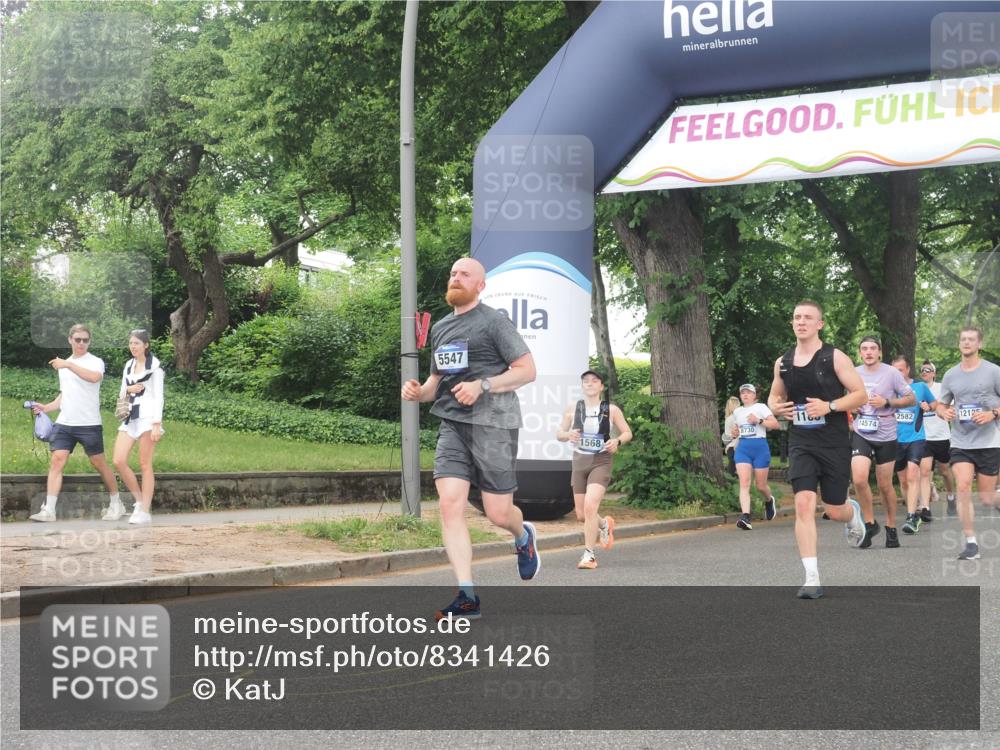 29.06.2025 - hella hamburg halbmarathon KatJ http://msf.ph/oto/8341426 29.06.2025 10:48:39 Zwischen KM18-KM19 1135, 1138, 1188, 1568, 5547, 6414, 8364 meine-sportfotos.de