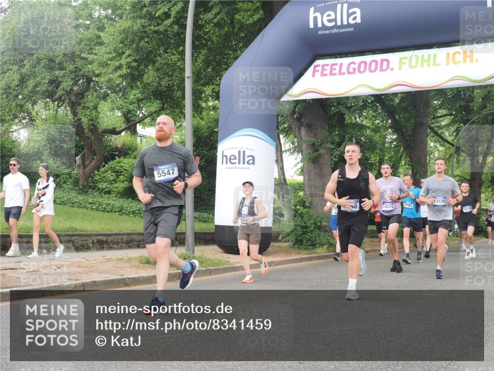 29.06.2025 - hella hamburg halbmarathon KatJ http://msf.ph/oto/8341459 29.06.2025 10:48:39 Zwischen KM18-KM19 1135, 1138, 1188, 1568, 5547, 6414, 8364 meine-sportfotos.de