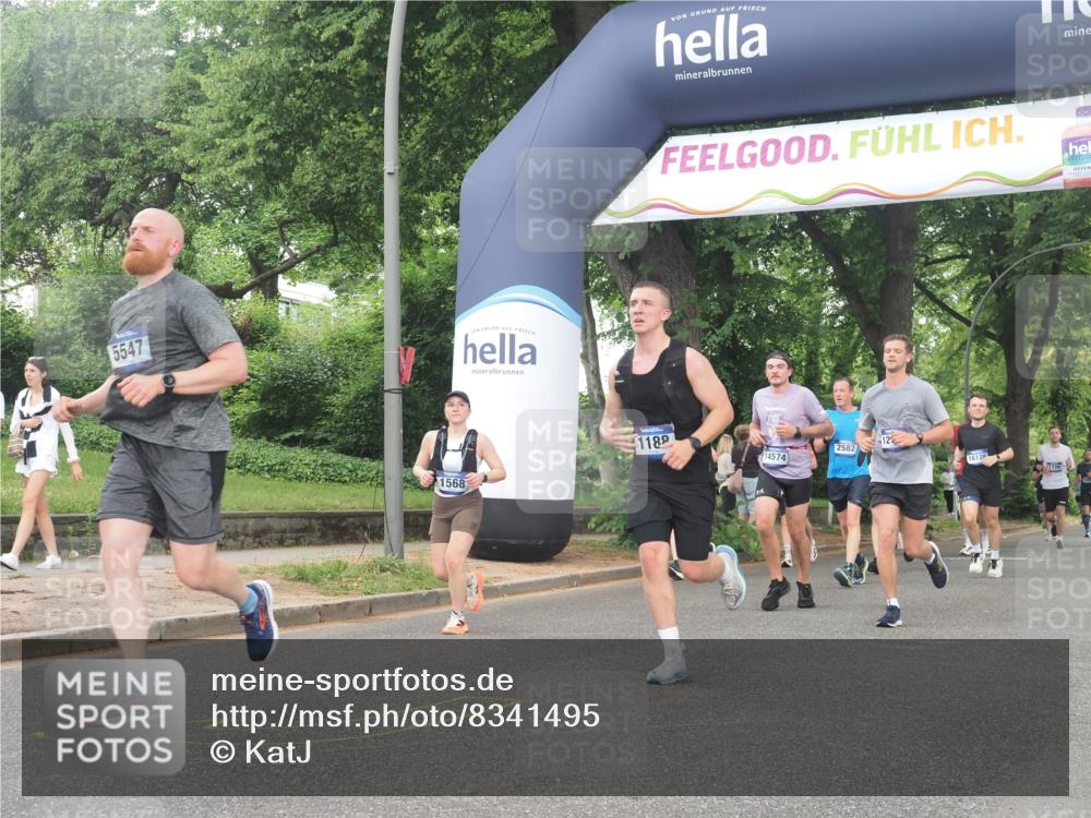 29.06.2025 - hella hamburg halbmarathon KatJ http://msf.ph/oto/8341495 29.06.2025 10:48:40 Zwischen KM18-KM19 1135, 1138, 1188, 1568, 5547 meine-sportfotos.de