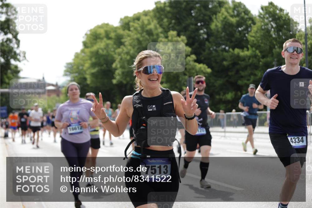 29.06.2025 - hella hamburg halbmarathon Jannik Wohlers http://msf.ph/oto/8341522 29.06.2025 10:42:17 Lombardsbrücke 1656, 1964, 1994, 2134, 2401, 2538, 2580, 2940, 2941, 3283, 3874, 4092, 4105, 4334, 4385, 4778, 5417, 6120, 6764, 7513, 8161, 8529, 8816, 10454, 10697, 11142, 11710, 12151, 12441, 13070, 13241, 13776, 14042, 14084, 14126, 14170, 14556, 14636, 14694, 14769, 15168, 15190, 15219, 15221, 15820, 15977, 16612, 16892 meine-sportfotos.de