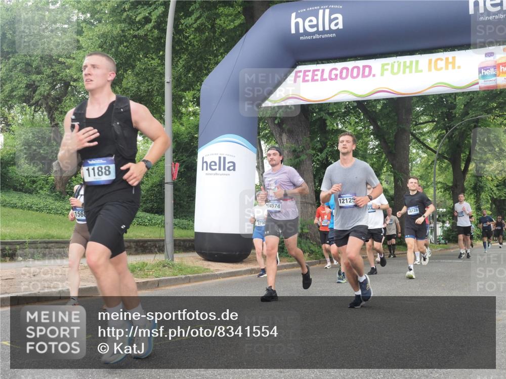 29.06.2025 - hella hamburg halbmarathon KatJ http://msf.ph/oto/8341554 29.06.2025 10:48:41 Zwischen KM18-KM19 1135, 1138, 1188, 1568, 2582, 5547 meine-sportfotos.de