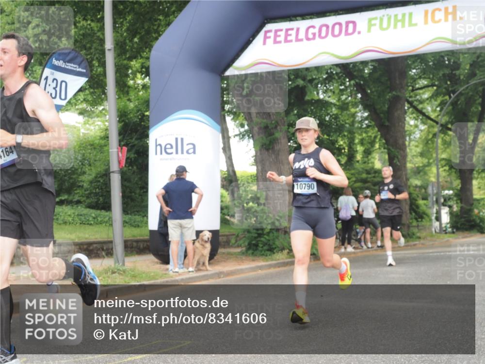 29.06.2025 - hella hamburg halbmarathon KatJ http://msf.ph/oto/8341606 29.06.2025 10:19:17 Zwischen KM18-KM19 2180, 3043, 6781, 7231 meine-sportfotos.de